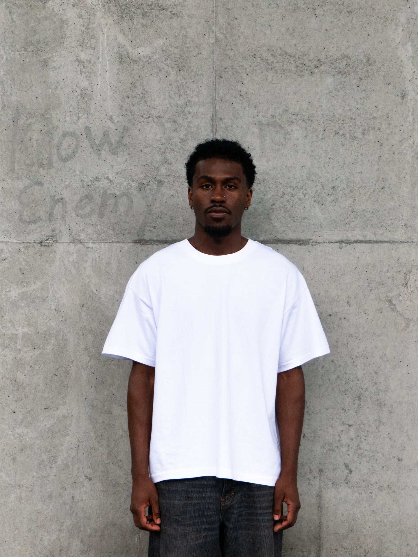 OVERSIZED WHITE TEE